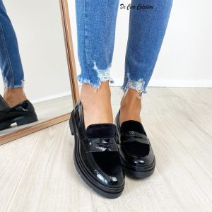 mocassini-neri-tacco-basso-vernice-e-camoscio-de-caro-calzature-1