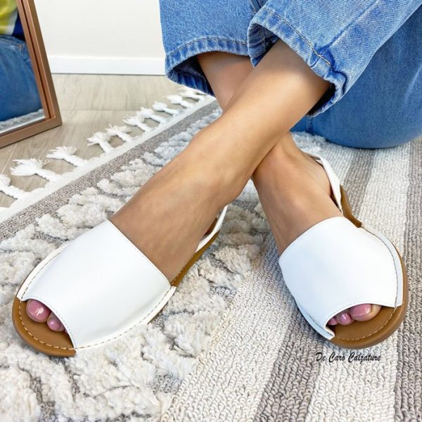 sandali-bassi-minorchine-eco-pelle-bianco-de-caro-calzature-1