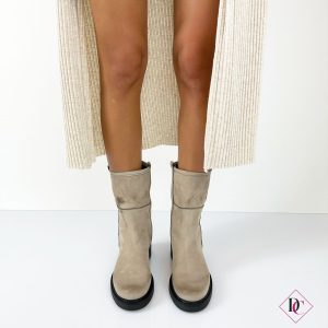 stivali-bassi-pelle-morbida-nabuk-tortora-de-caro-calzature