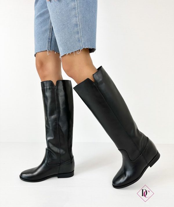 stivali-neri-eleganti-in-pelle-con-zeppa-interna-de-caro-calzature-3