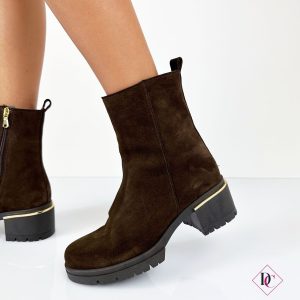 tronchetti scamosciati tacco comodo testa di moro de caro calzature 2