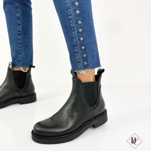 Stivaletti Morum vera pelle con caviglia bassa ed elastici