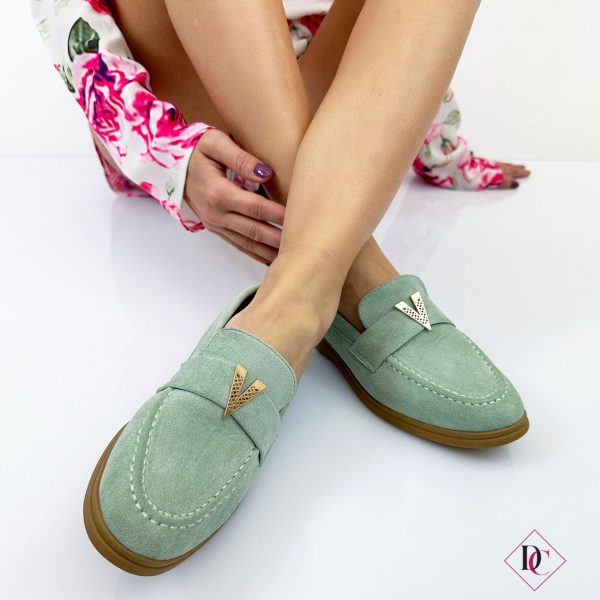 mocassini bassi primaverili verde acqua con V oro de caro calzature 1