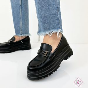 mocassini neri eco pelle con zeppa alta e fibbia oro de caro calzature 1