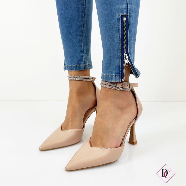 décolleté nude a punta eleganti con cinturino alla caviglia de caro calzature 1