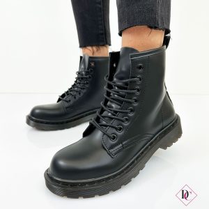 anfibi neri bassi con lacci eco pelle impermeabili de caro calzature 4