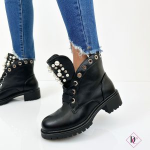 Stivaletti bassi Atena anfibi allacciati con perle tacco comodo