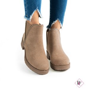 stivaletti bassi camoscio beige khaki con elastici laterali e strass de caro calzature (1)