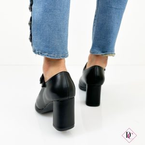 décolleté Mary jane nero pelle con tacco e cinturino de caro calzature