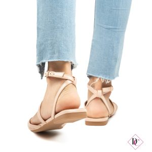 ballerine nude eco pelle con cinturino alla caviglia de caro calzature (1)