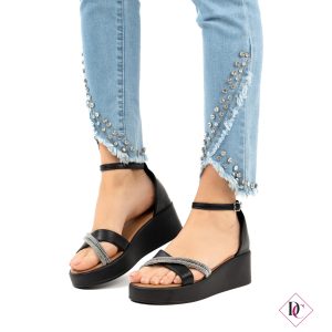 sandali neri con zeppa platform e cinturino alla caviglia de caro calzature (2)