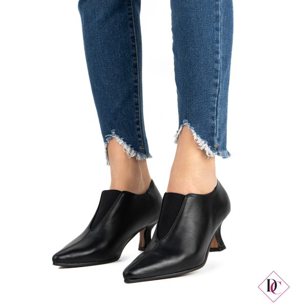 tronchetti neri caviglia bassa con elastico tacco alto de caro calzature (2)