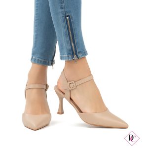 décolleté eleganti slingback con cinturino nude de caro calzature (1)