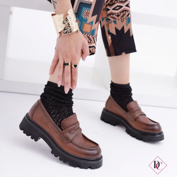 mocassini marrone con suola carrarmato de caro calzature 1