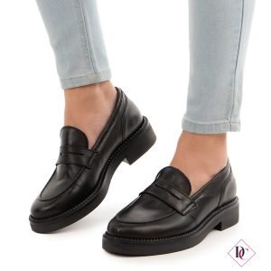 Mocassini Wilma design classico vera pelle tacco basso