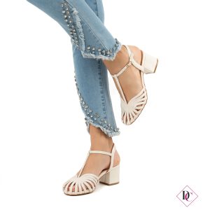 sandali beige alti con tacco comodo punta chiusa de caro calzature 2 (3)