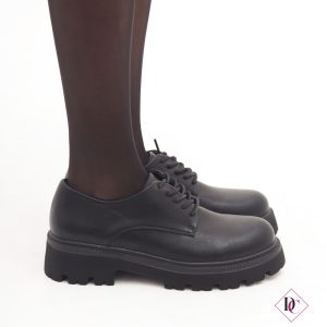 sneakers eleganti nero inglesine allacciate de caro calzature