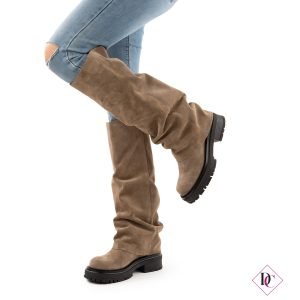 anfibi al polpaccio camoscio tortora tacco basso de caro calzature (4)