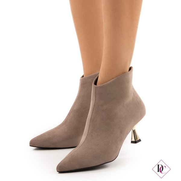 tronchetti eleganti khaki con tacco oro a rocchetto de caro calzature (4)