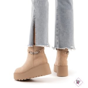 stivali scamosciati alla caviglia con zeppa khaki de caro calzature (1)