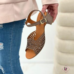 sandali tortora vera pelle fatti a mano tacco comodo de caro calzature (5)